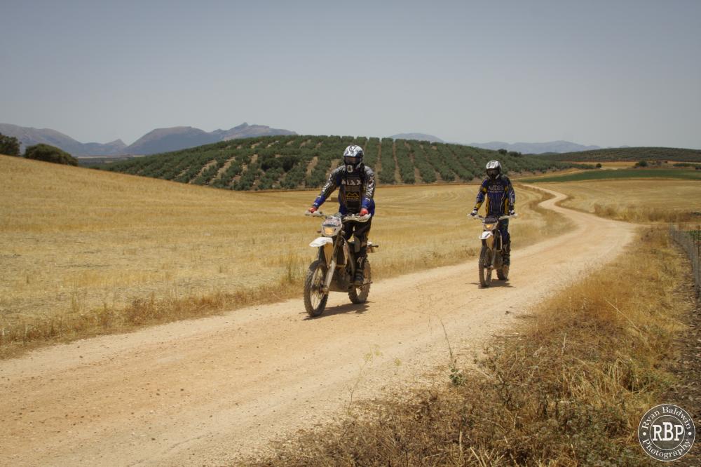 Ride through Spanish fields and countryside during your enduro motorcycle holiday.